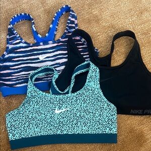 Nike Sports Bras Set (Size Medium)
